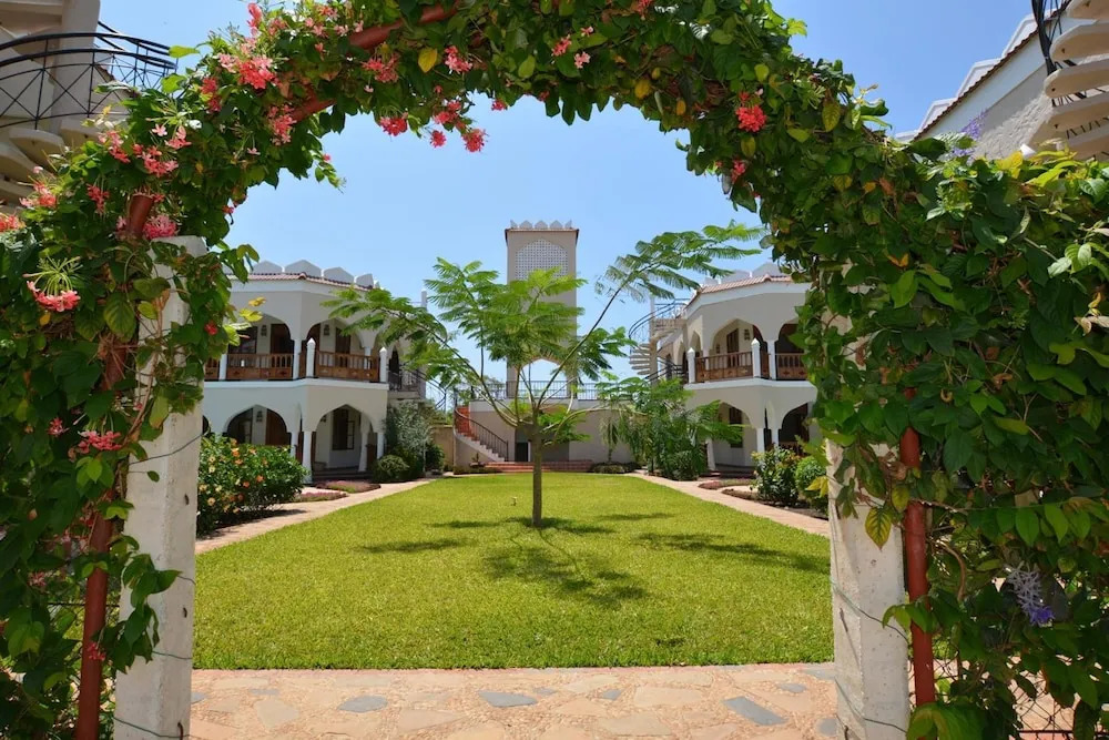 Diani Pearl