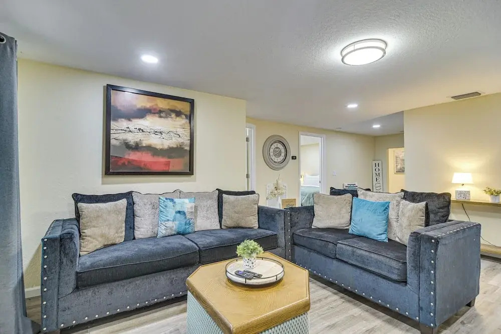 Tropical Tampa Home: Pets Welcome!