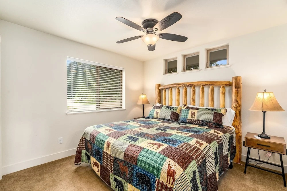 Serenity In The Rockies 2 Bedroom Townhouse by RedAwning
