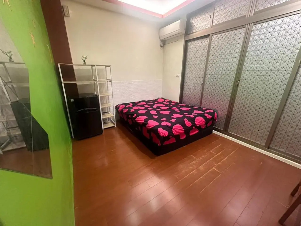 New Fox Guest House