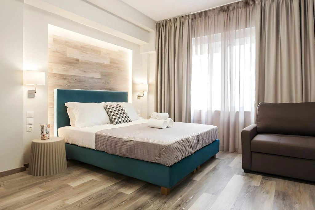 Enattica Syntagma Living