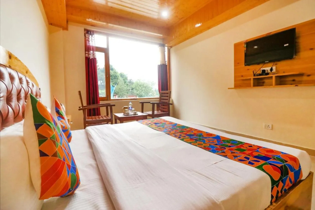 FabHotel Castle Rock Vashisht