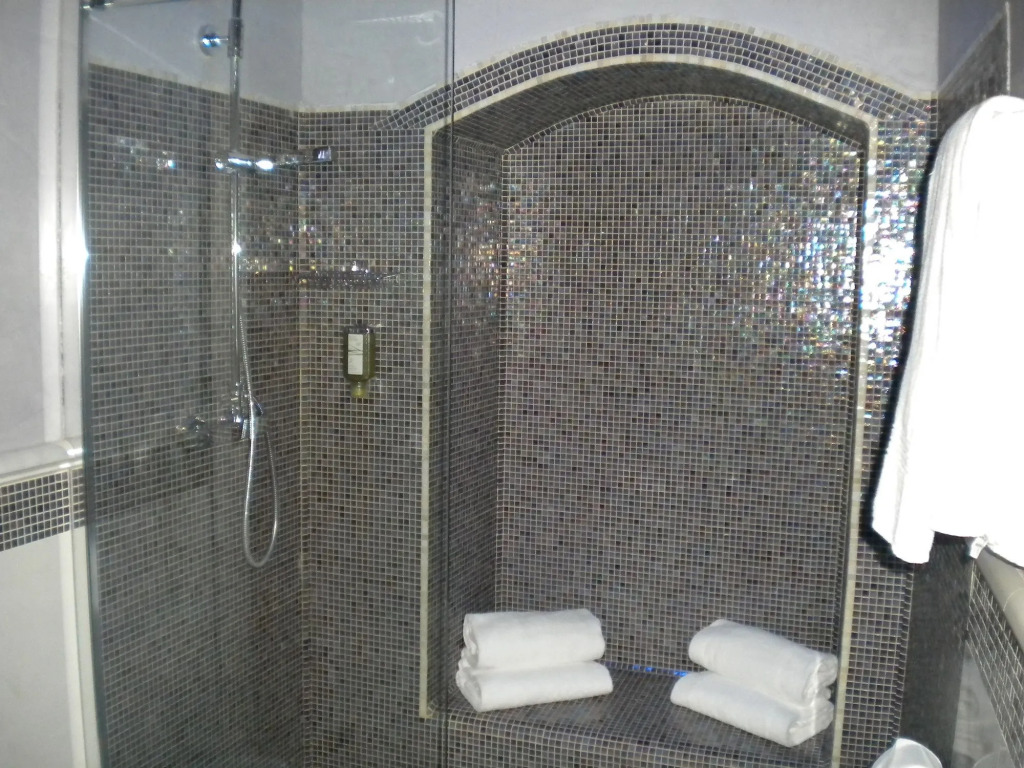 Hotel Aurora