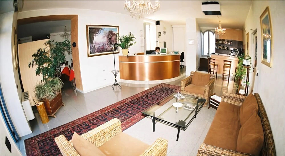 Hotel Master