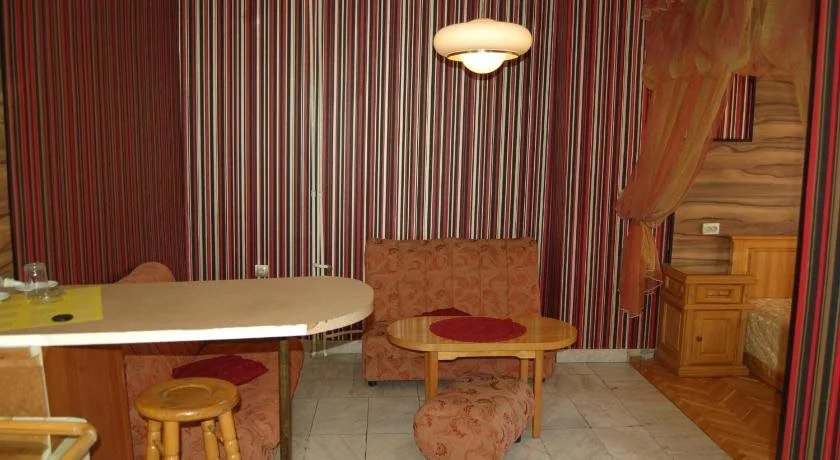 Stivan Iskar Hotel