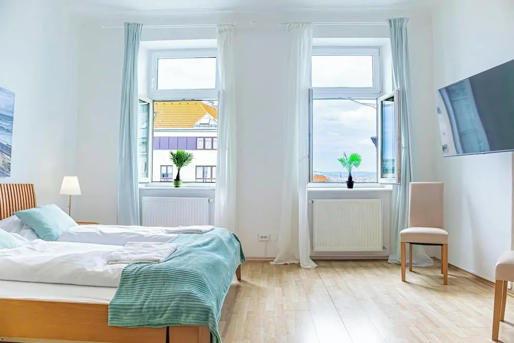 Budget 2BR Long Stay Near Matzleinsdorf