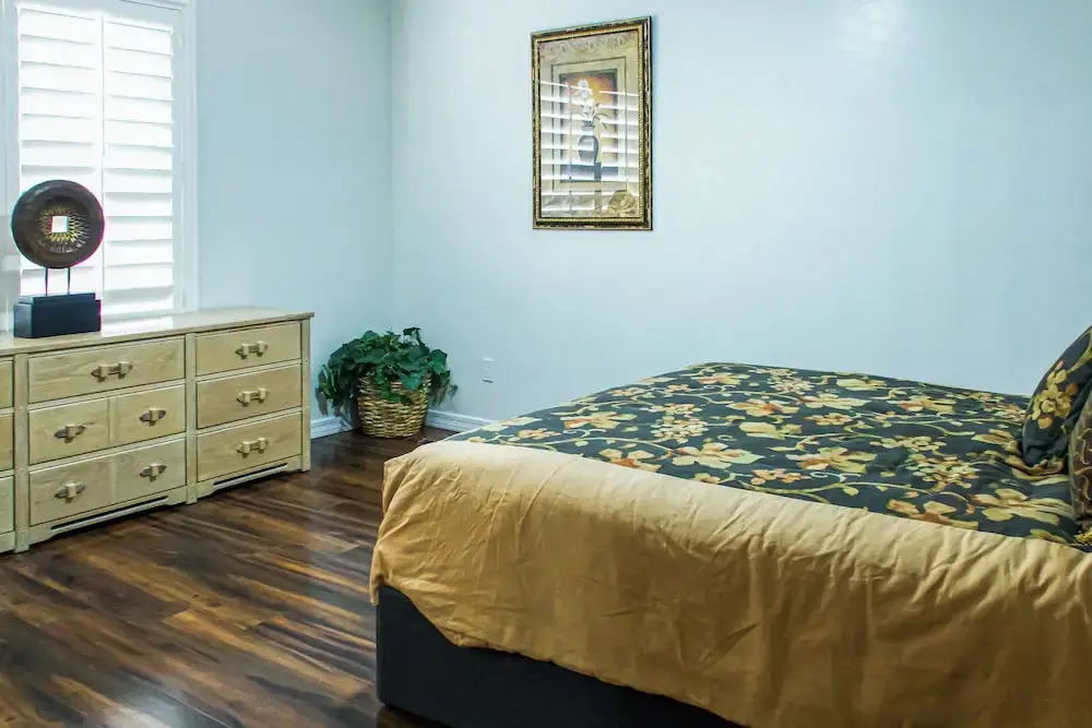 Spacious, Fully Equipped 5BR Home w/ Pool