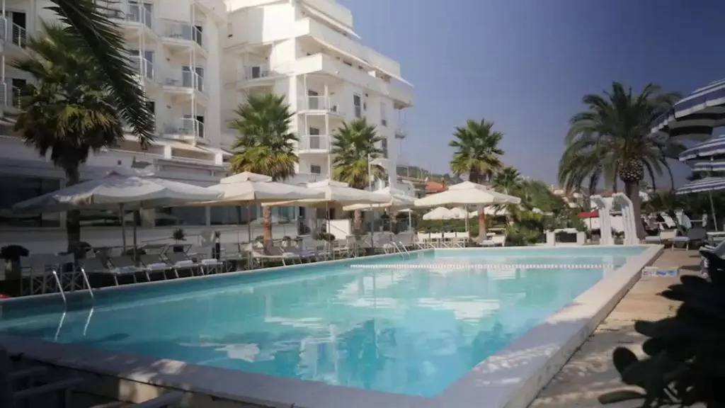 Abruzzo Marina Hotel - Family & Beach Resort