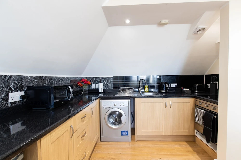 Velvet 2-bedroom Apartment Clock House - Hoddesdon