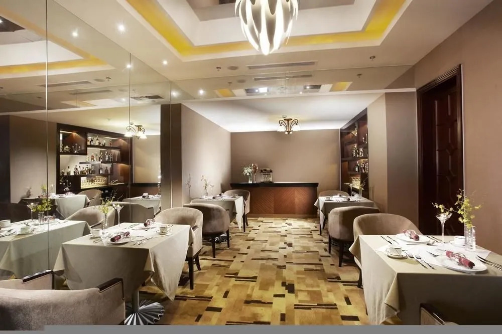 Jiang Su Hotel