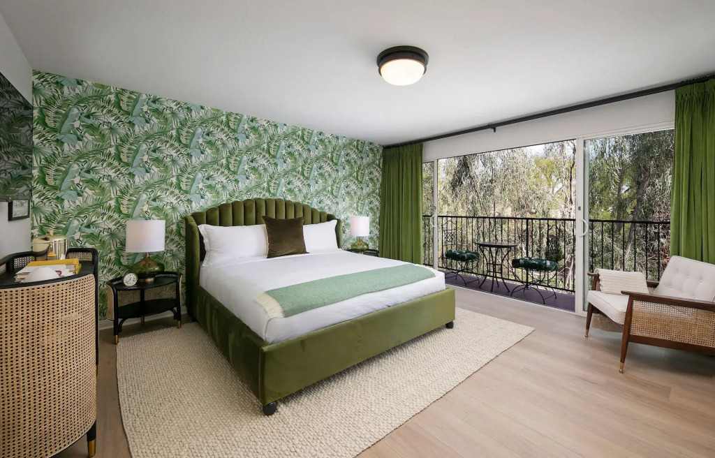 The Colony Palms Hotel and Bungalows