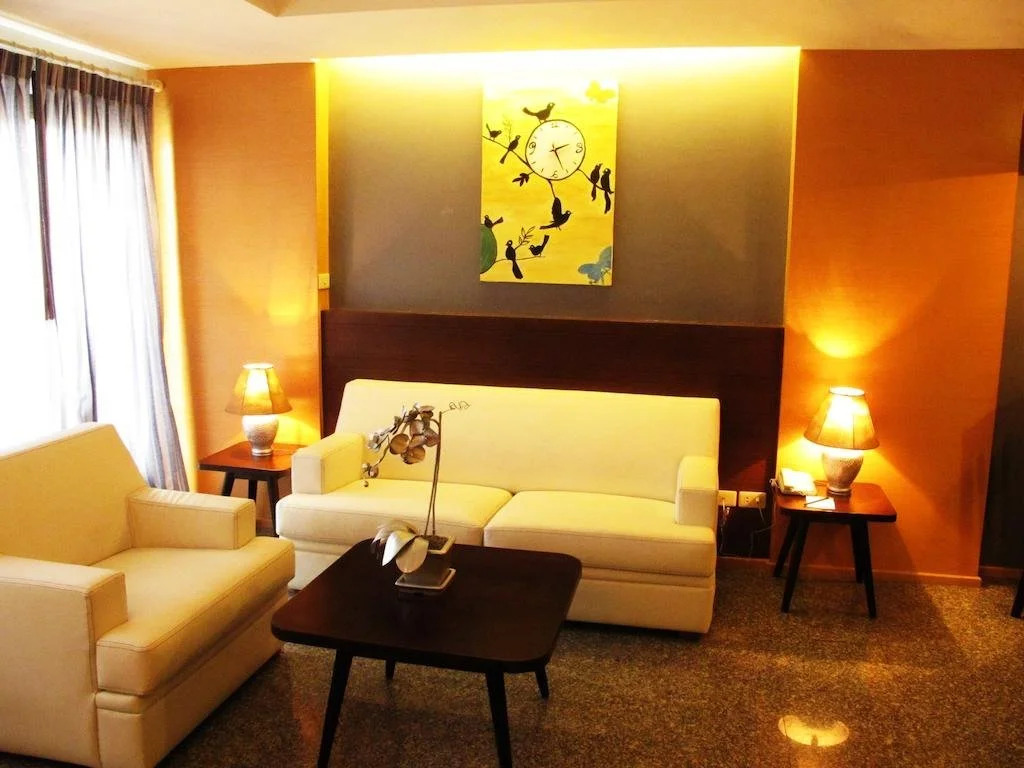 Sathorn Place