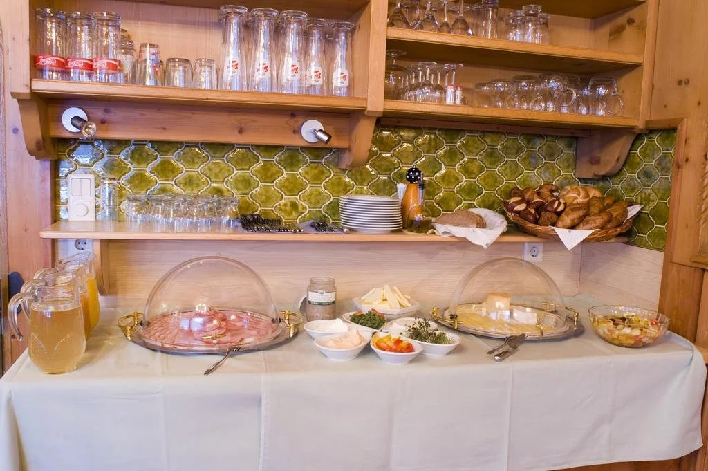 Kia Ora Hotel Restaurant