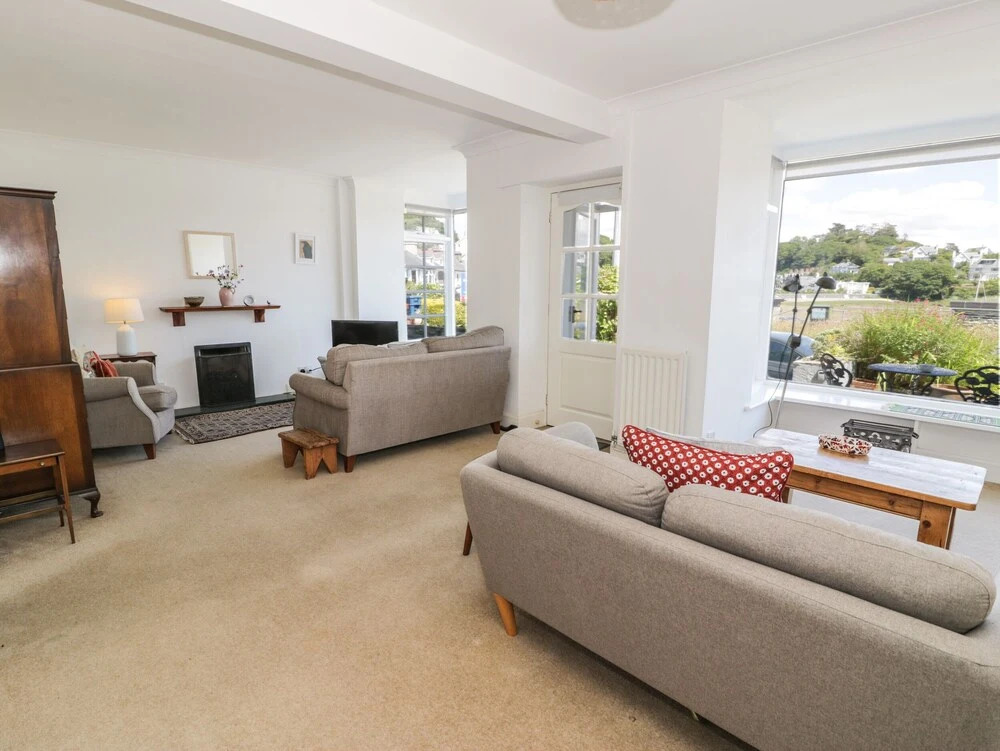 7 Ivy Terrace