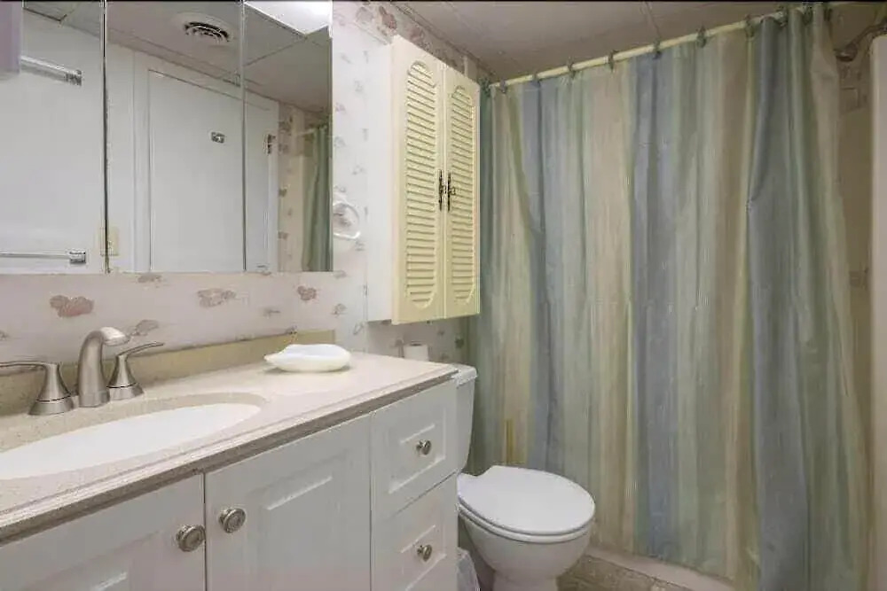 Sea Gate 101 - 1 Br Condo