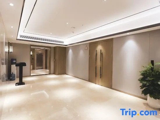 Shouyang Luhu Hotel (Guiyang North Railway Station, Convention and Exhibition Center)