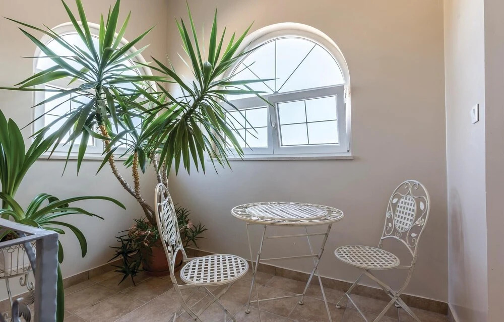 Four-Bedroom Holiday Home In Kastel Novi