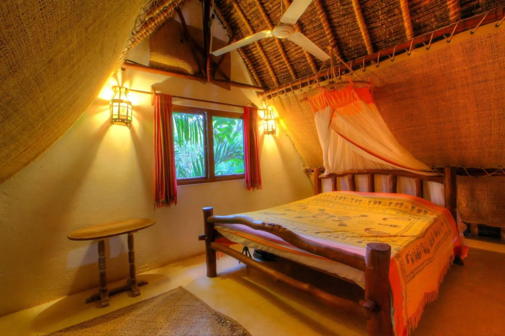 Swahili House Tiwi Beach - Private Oceanfront Boutique Villa Near Diani