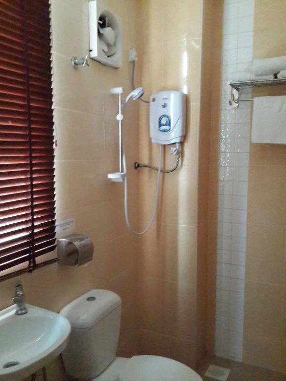 Hotel 128