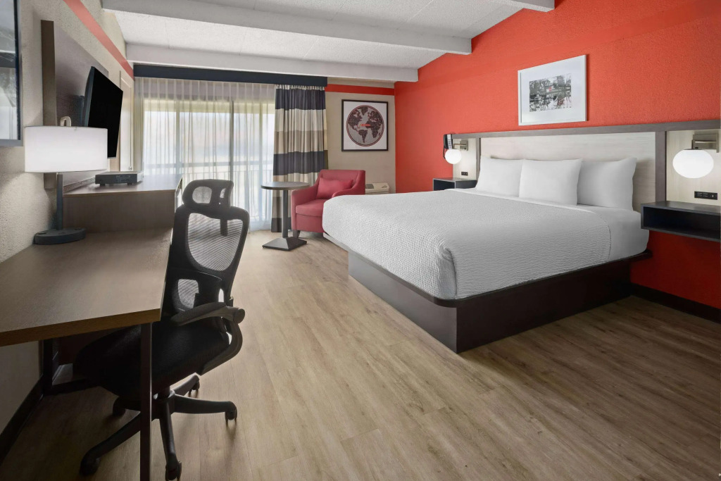 Ramada by Wyndham Parsippany