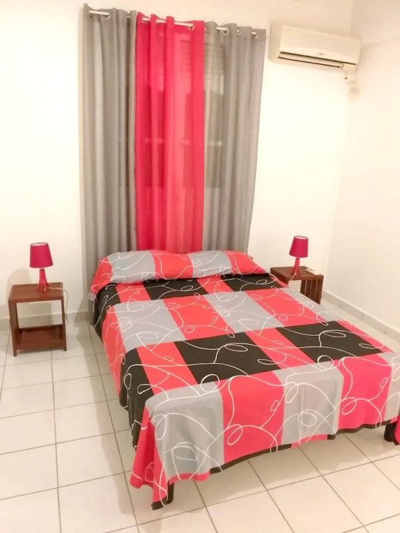 Apartment with One Bedroom in Deshaies, with Wonderful Sea View, Furnished Garden And Wifi - 9 Km From the Beach