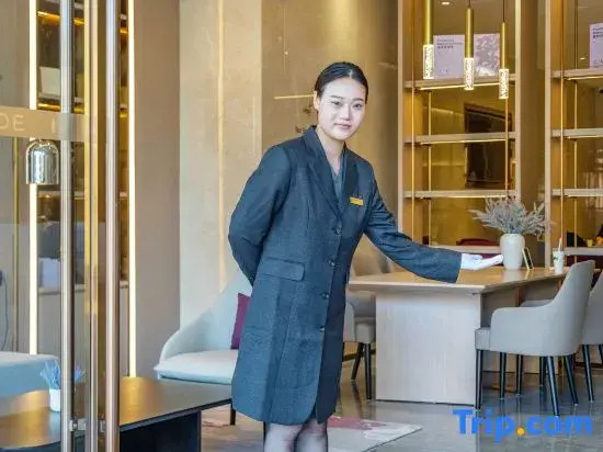Lavande Hotel BeijingHopson One JiulongshanSubway Station Branch