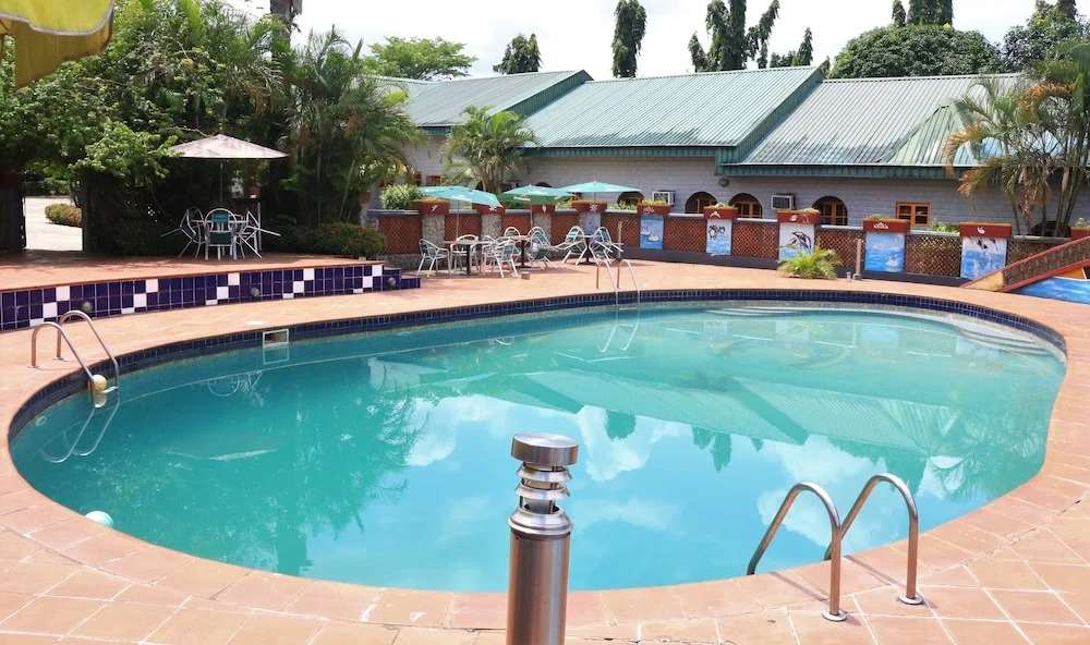 Jacaranda Suites