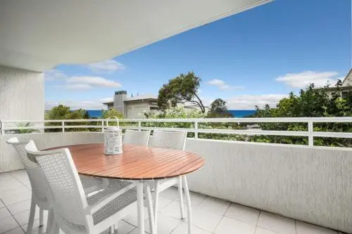 4 Cote d Azur 6 Douglas Street