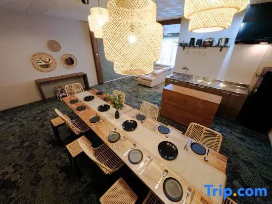 POCO_4 bedrooms with 3 bathrooms