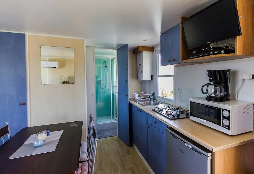 Property With 2 Bedrooms in Sigean, With Pool Access, Furnished Garden and Wifi - 7 km From the Beach