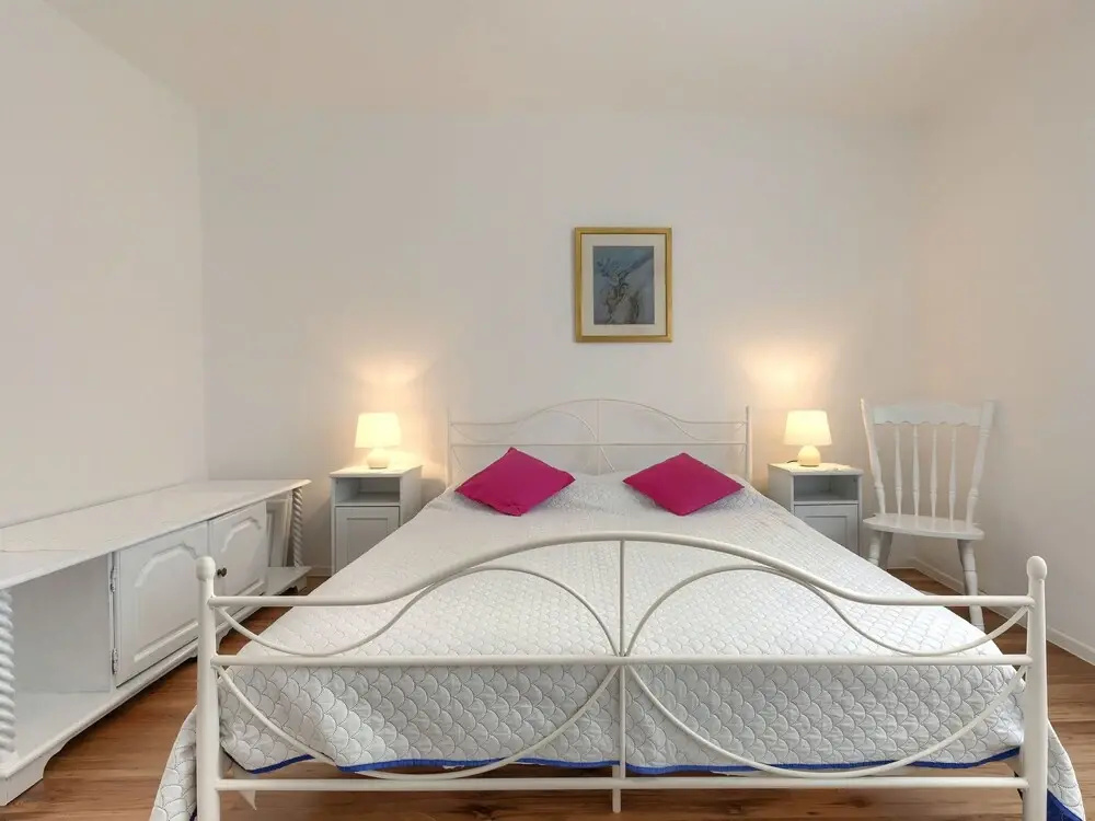 Laura Pula in Pula With 3 Bedrooms and 3 Bathrooms