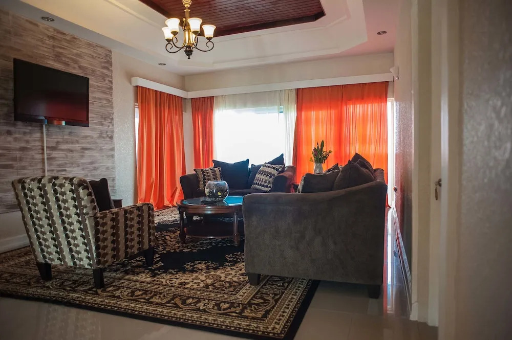 SEAesta Villa
