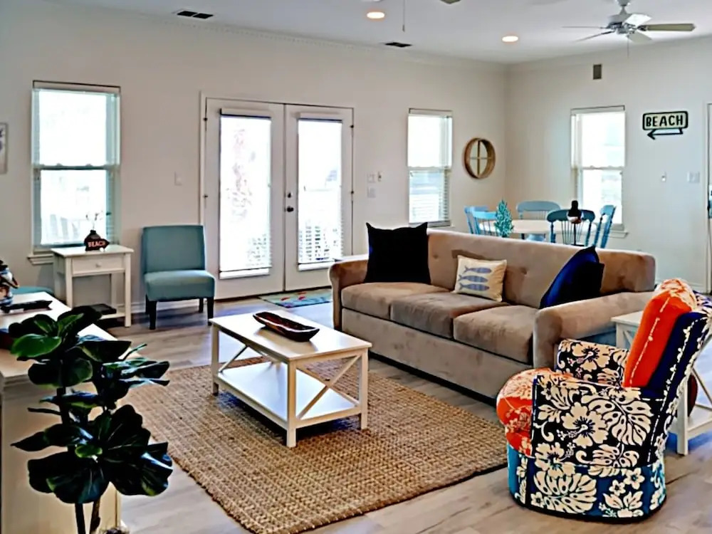 MR193 Breezy Palms - 3 Br Home