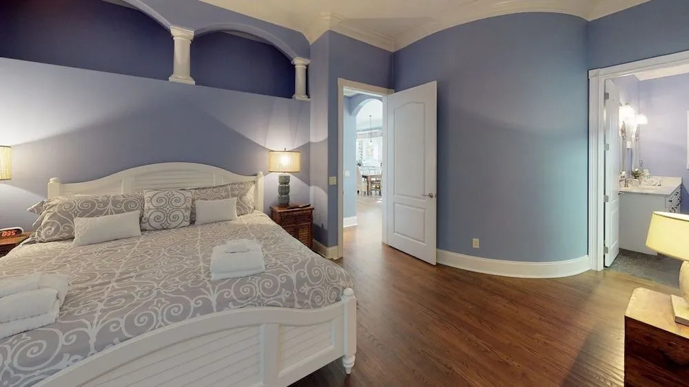 20 Sandpiper - 7 Br home by RedAwning