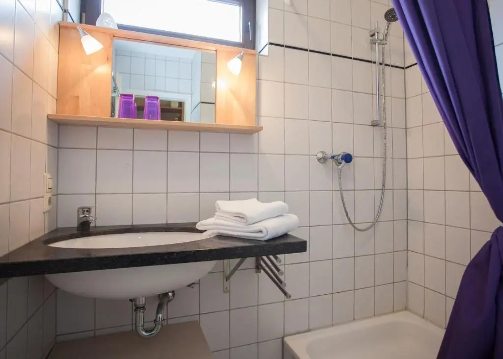 Dr Suren Strasse 13-4