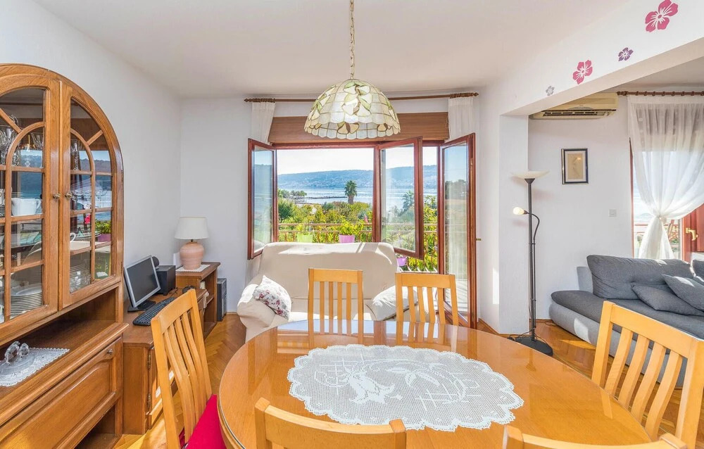 Amazing Apartment in Trogir With 2 Bedrooms and Wifi