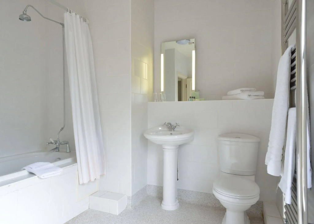 Book Whole Aparthotel