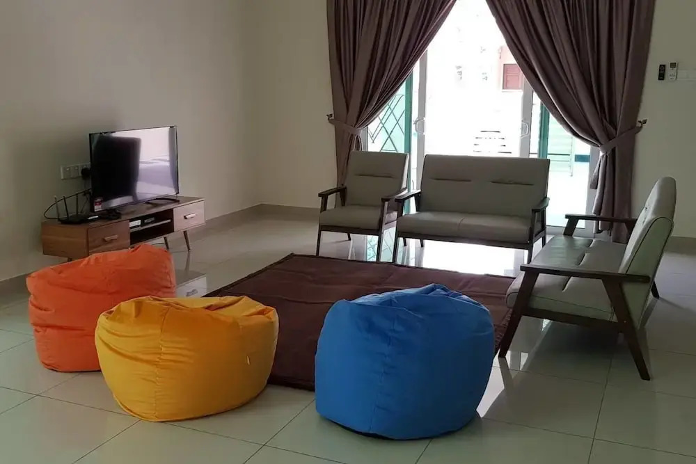 Greenlane 98 / 5 Rooms / 5 Bathrooms / 25 Pax