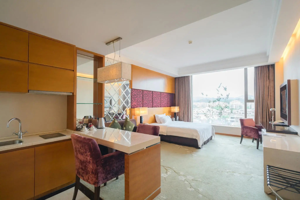 King Century Hotel