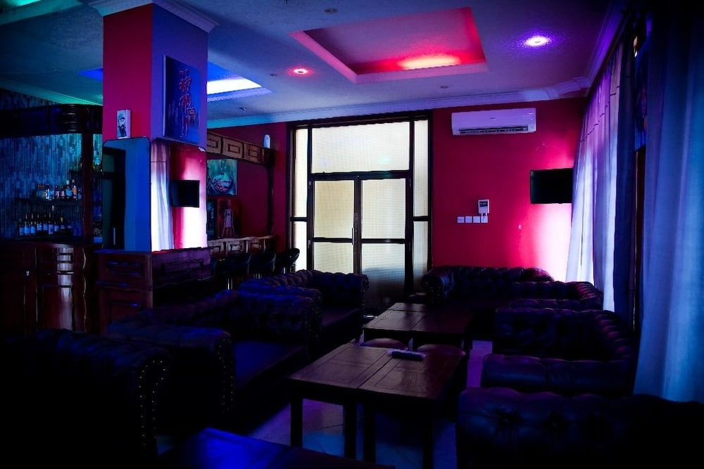 City Style Hotel