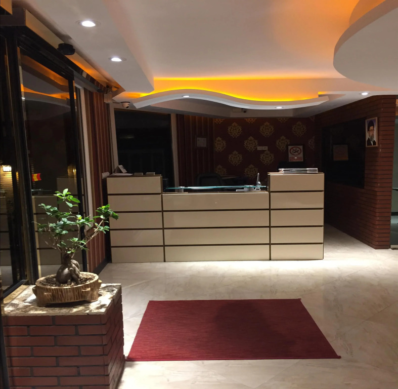 Sepand Hotel