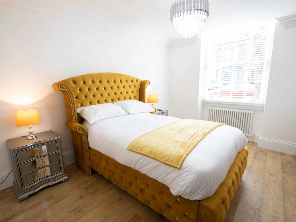 Ridley House Apartments