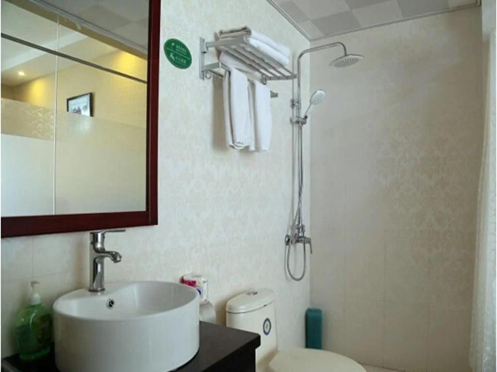 Wanning Holiday Hotel