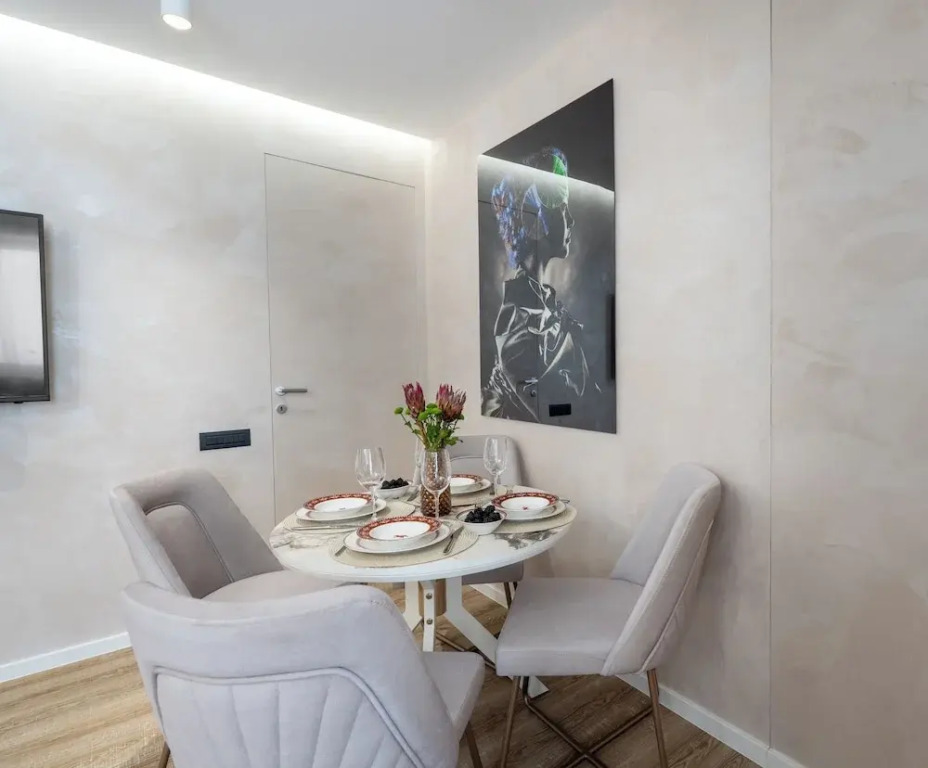 Manu Art Living Prestige Victoriei