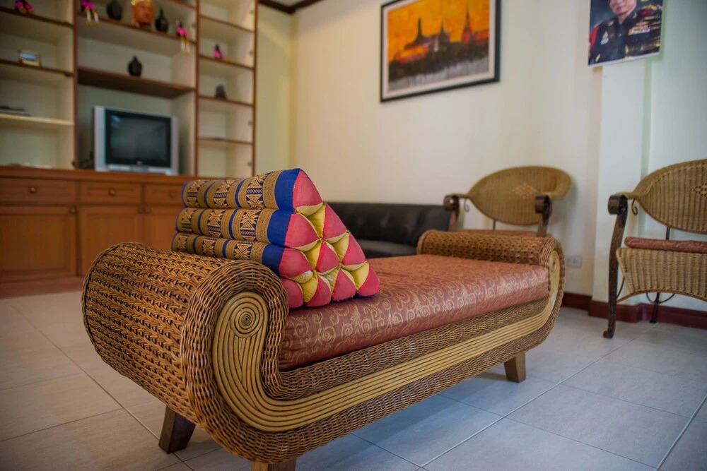 Baan Muang Pool Villa