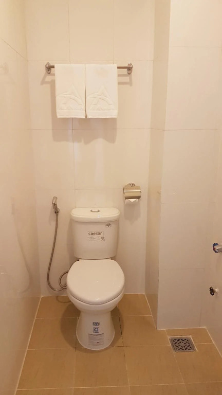 Alan Hostel
