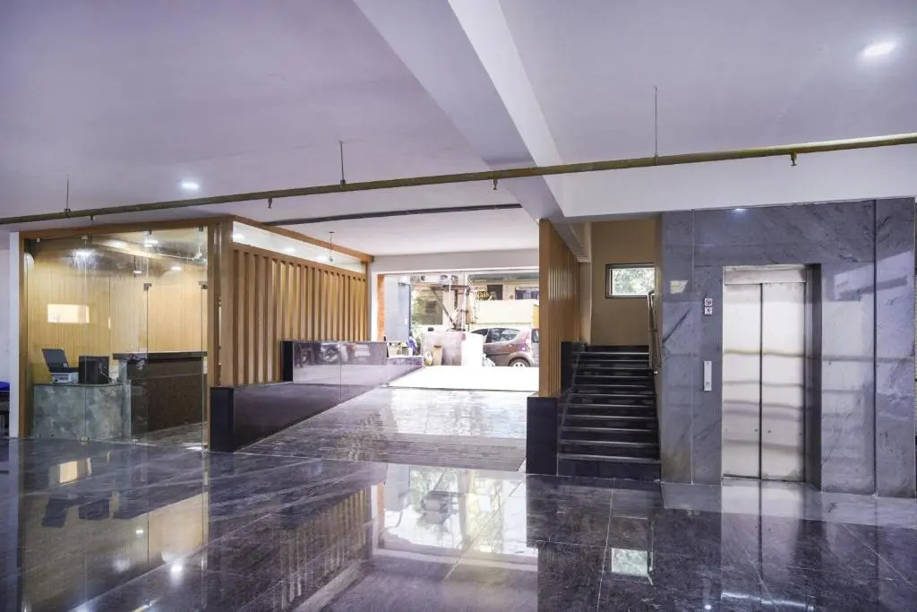Super OYO Townhouse Visakhapatnam