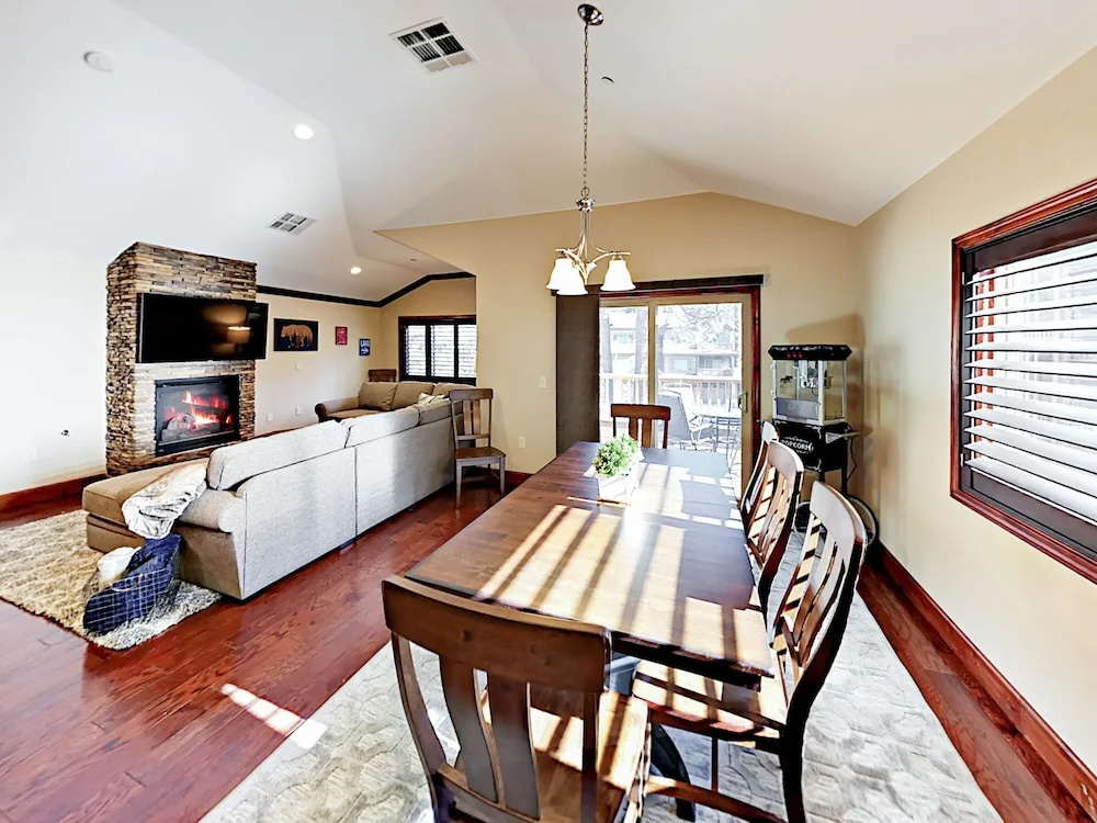 Manzanita Condo #603 3 Bedrooms 3 Bathrooms Condo