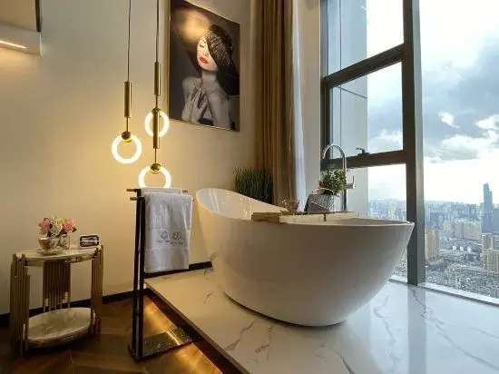 Gao Yin · Yundi Skyline Luxury Residences (Kunming Tongde Plaza Baiyun Road Metro Station Branch)