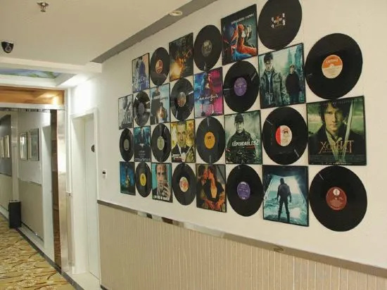 Sucheng Chain Hotel (Huangmei Zhongbai Warehouse)